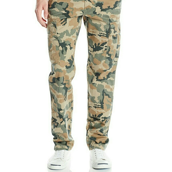 Levi's Men's 541 Athletic-Fit Cargo Pant Elmwood - Picture 7 of 8